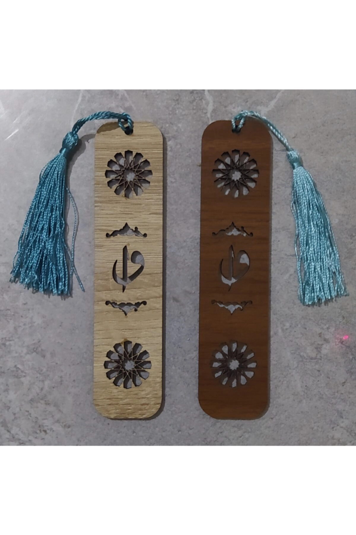 Püsküllü Ahşap Kitap Ayracı 2'li Set