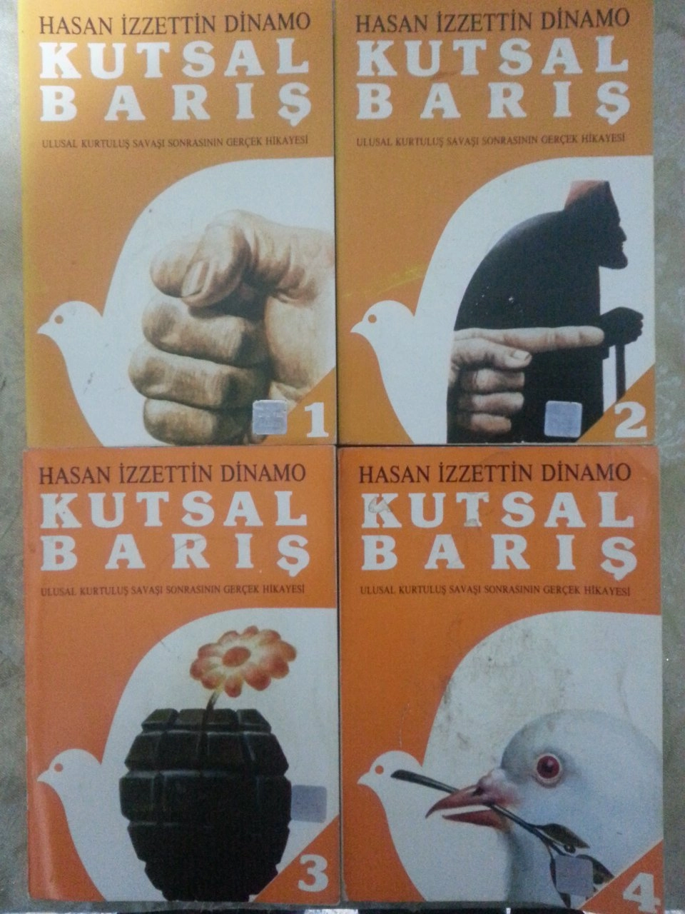 Kutsal Barış Ulusal Kurtuluş Savaşı Sonrasının Gerçek Hikayesi 4 cilt takım